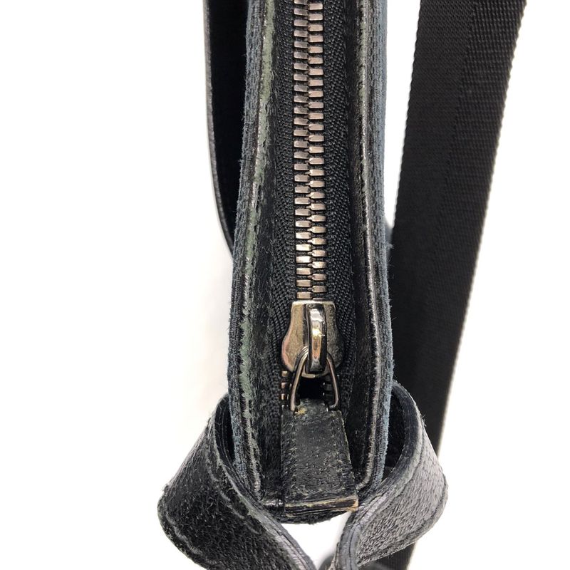 Gucci 122793 Shoulder Bag Black GG Canvas Women Men Fashion