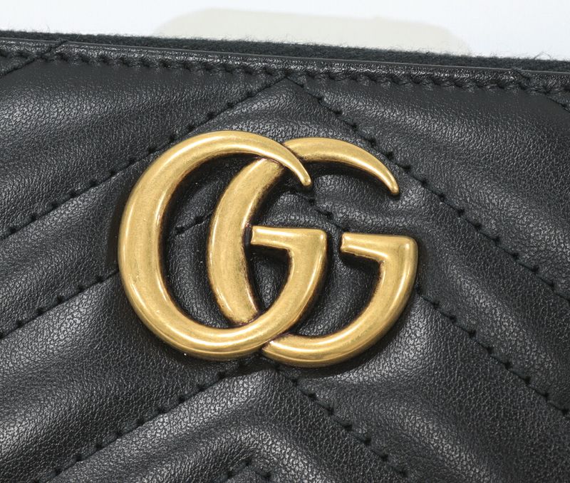 Gucci Round Zipper Long Wallet With Coin Purse GG Marmont Quilted Leather Calf