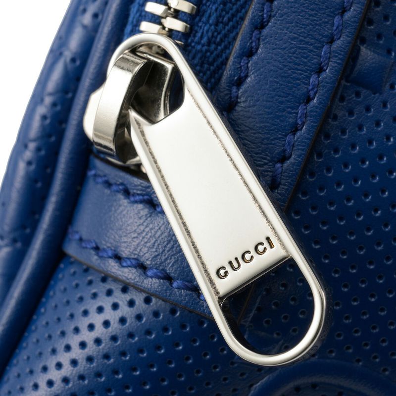 Gucci Waist Bag/body Bag GG Embossed Black