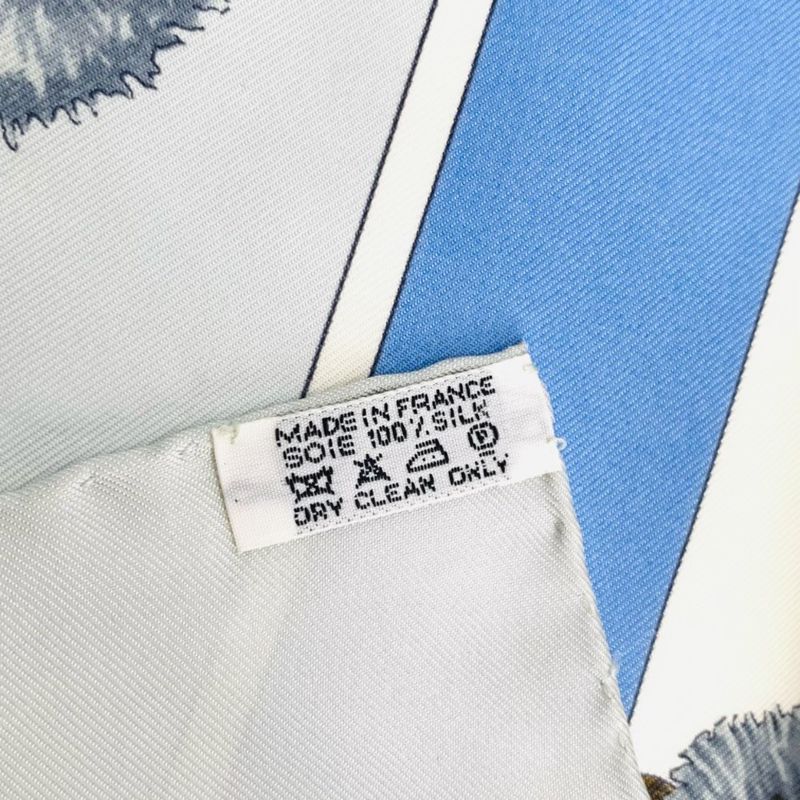 Hermes Carre 90 Confidents DES Coeurs Teddy Bear Heart Friend Silk Scarf