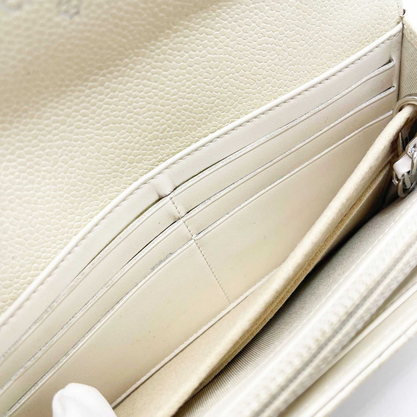Authentic CHANEL CC Classic Timeless Caviar Flap Wallet on Chain Purse White Bag