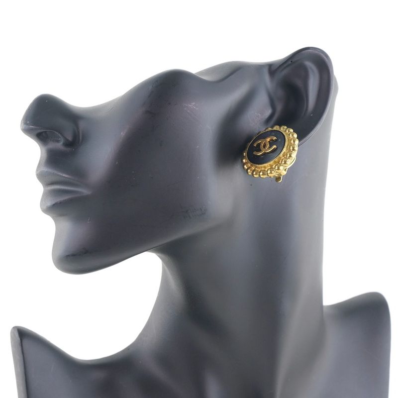 Chanel Coco Mark Vintage Gold Plated Black 95P Ladies 27.0g Earring