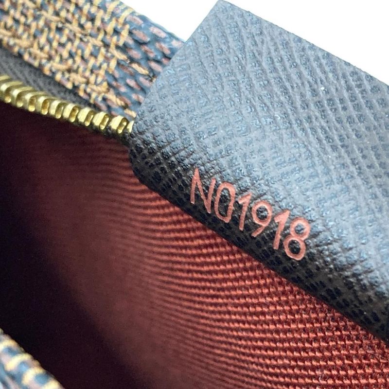 Louis Vuitton Trousse Makeup Pochette Hand Pouch Damier Ebène N51982 Brown