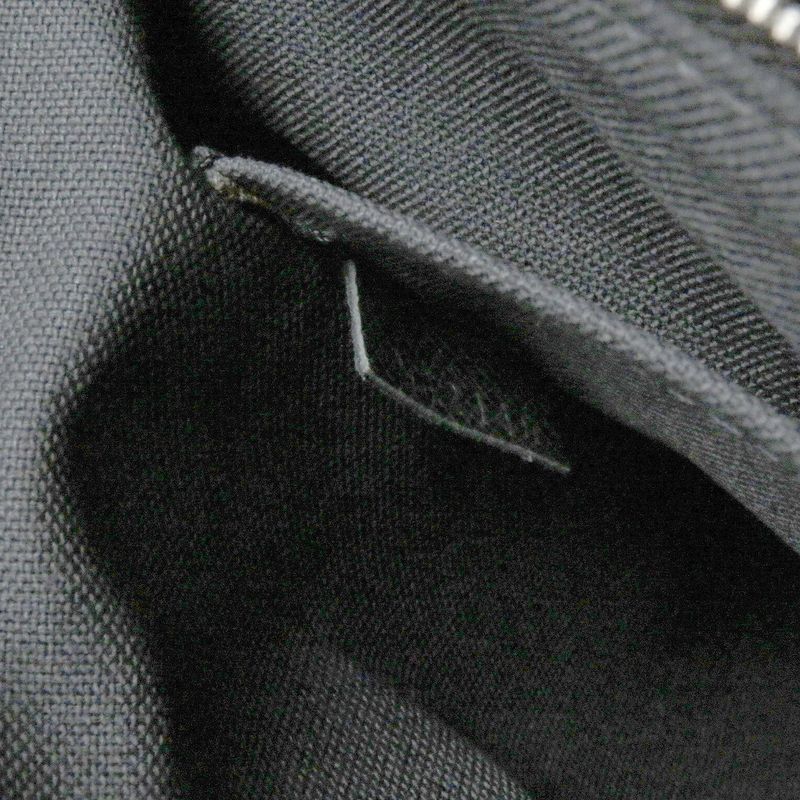 Louis Vuitton M32622 Taiga Anton LV Logo Embossed Briefcase Shoulder Bag