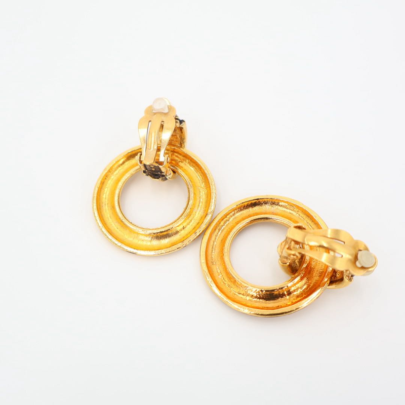 Chanel Matelasse Hoop Earrings Gold Accessories Women