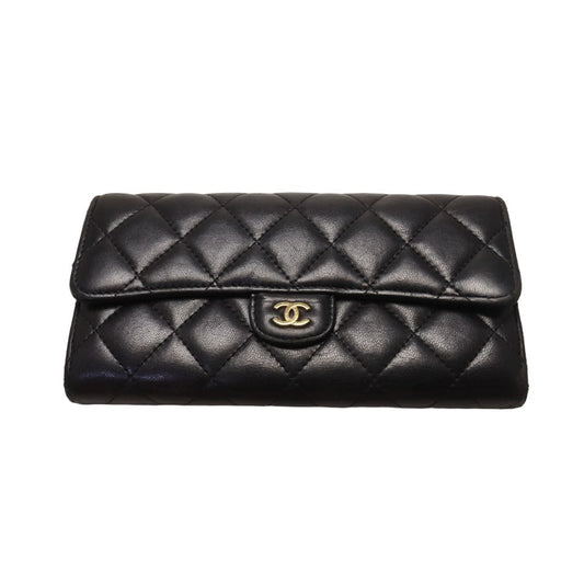 Chanel 22 Lambskin Quilted Flap Wallet