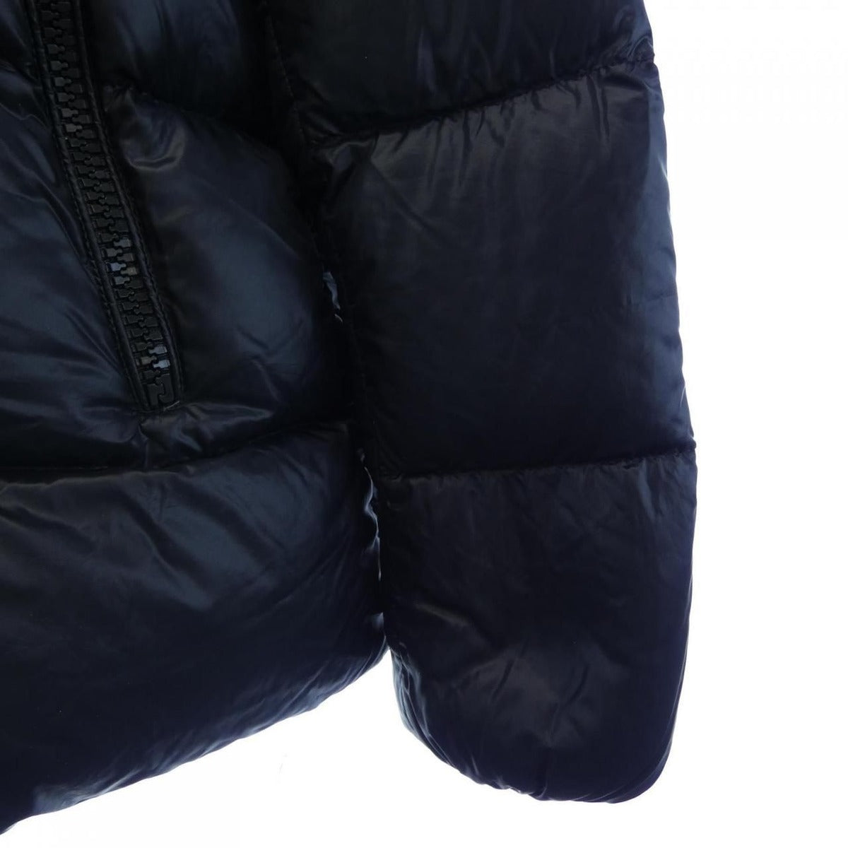 Moncler Seritte Down Jacket — view 7