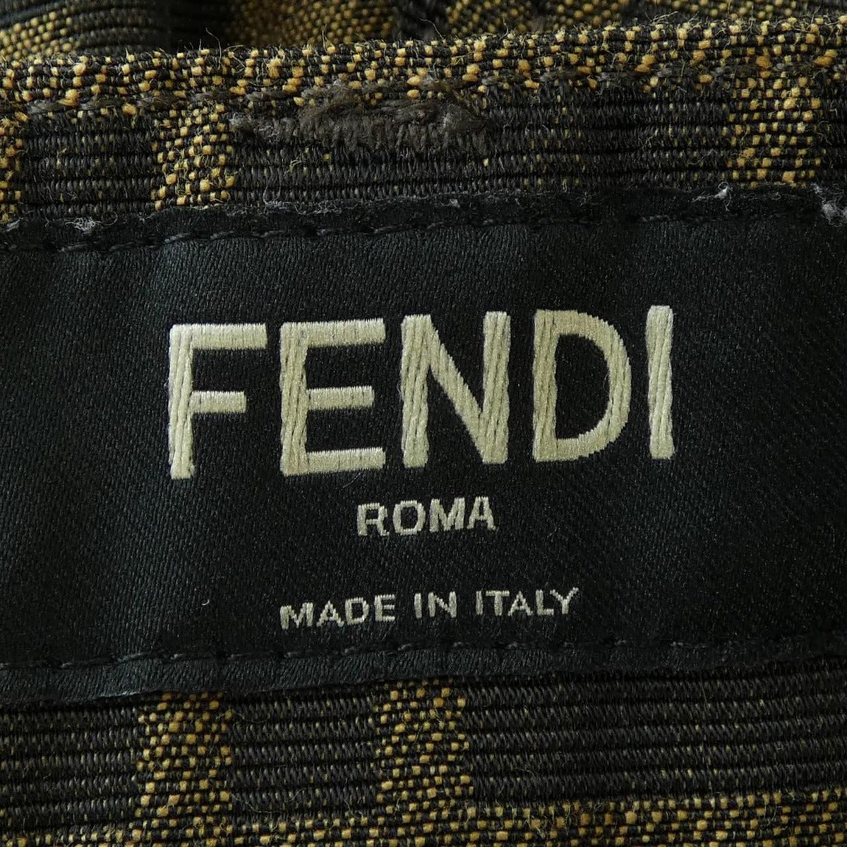 Fendi Flp 242 A6 wj Shorts — view 5