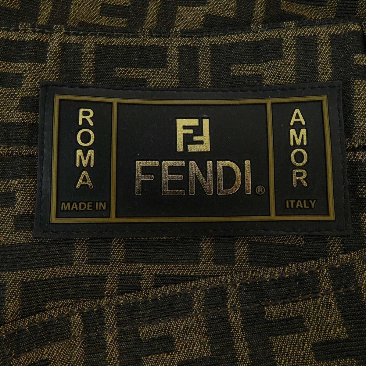 Fendi Flp 242 A6 wj Shorts — view 6