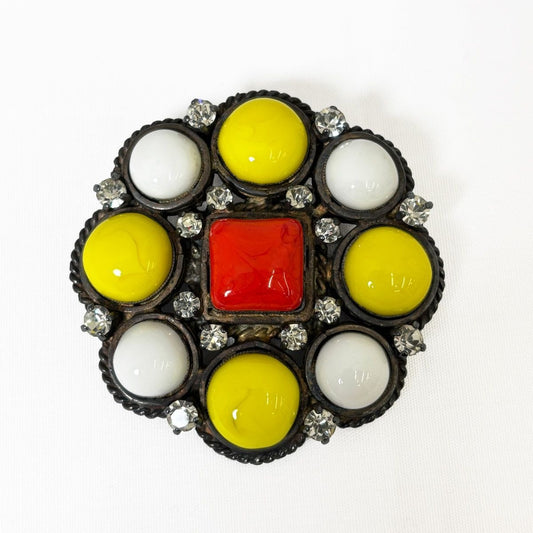 Chanel Vinte Gibrochi Brooch