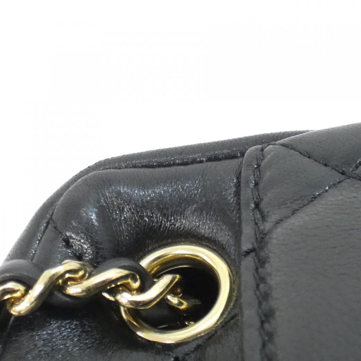 Chanel Shoulder Bag Gold — view 7