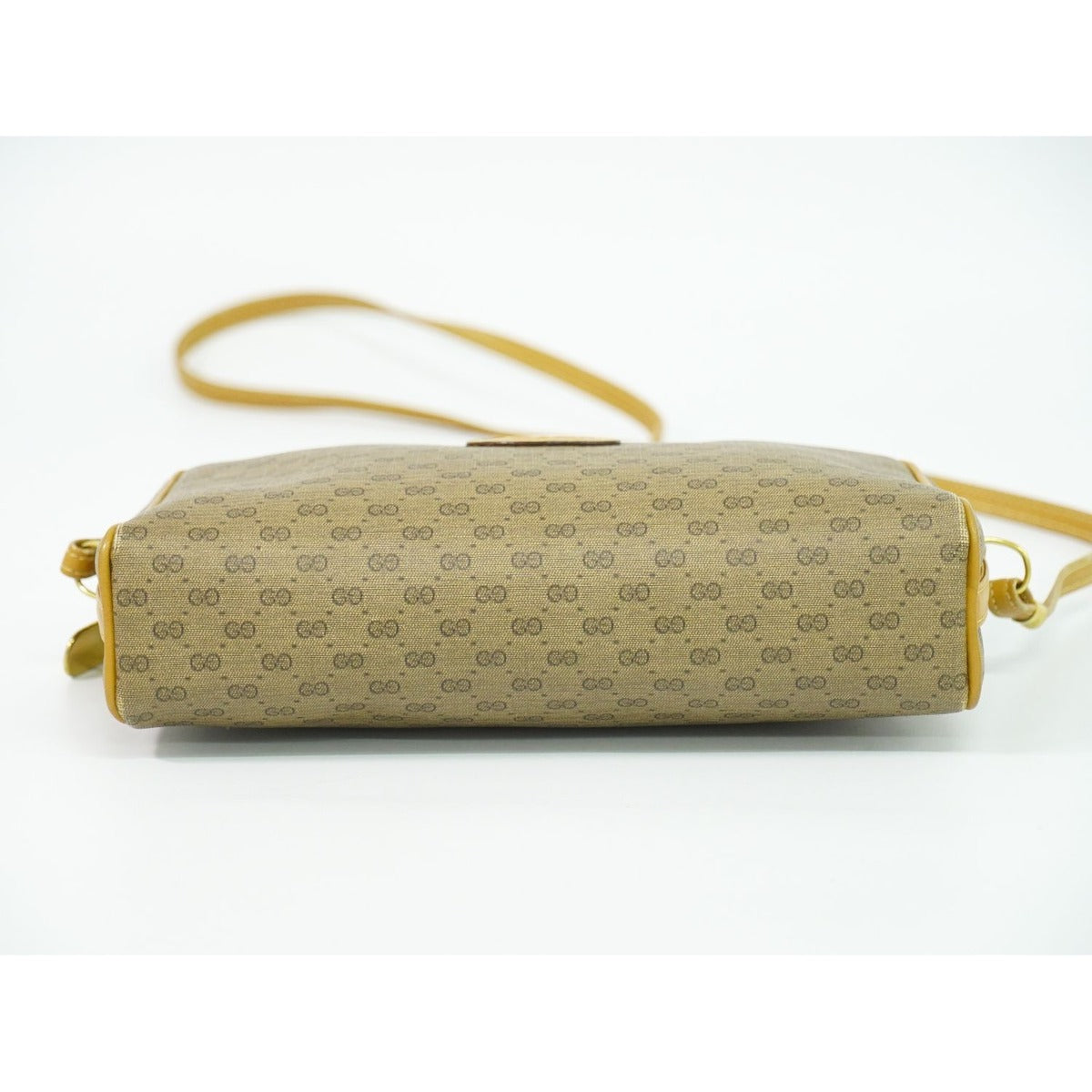 Gucci Vintage Micro GG Shoulder Bag Pochette Brown — view 3