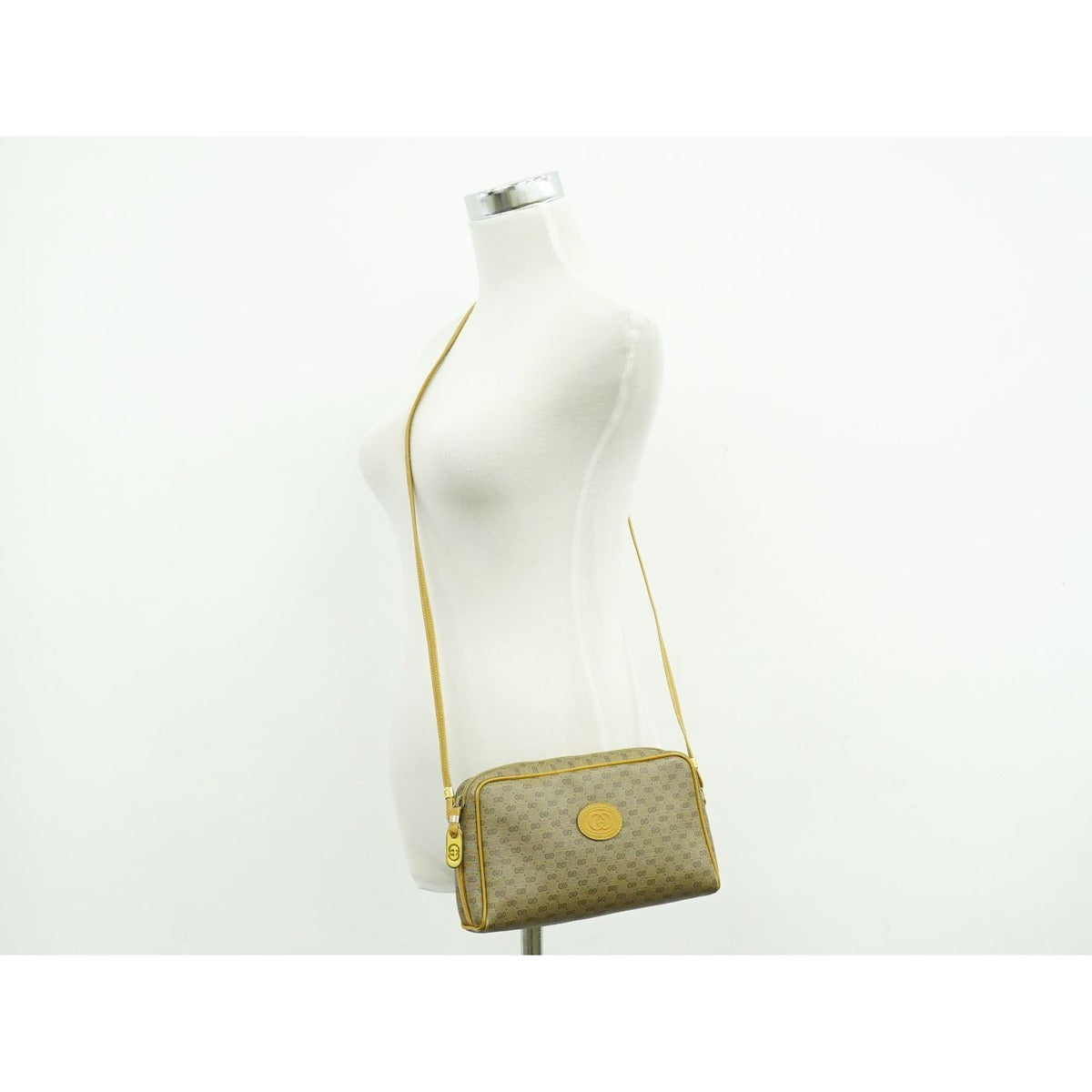 Gucci Vintage Micro GG Shoulder Bag Pochette Brown — view 6