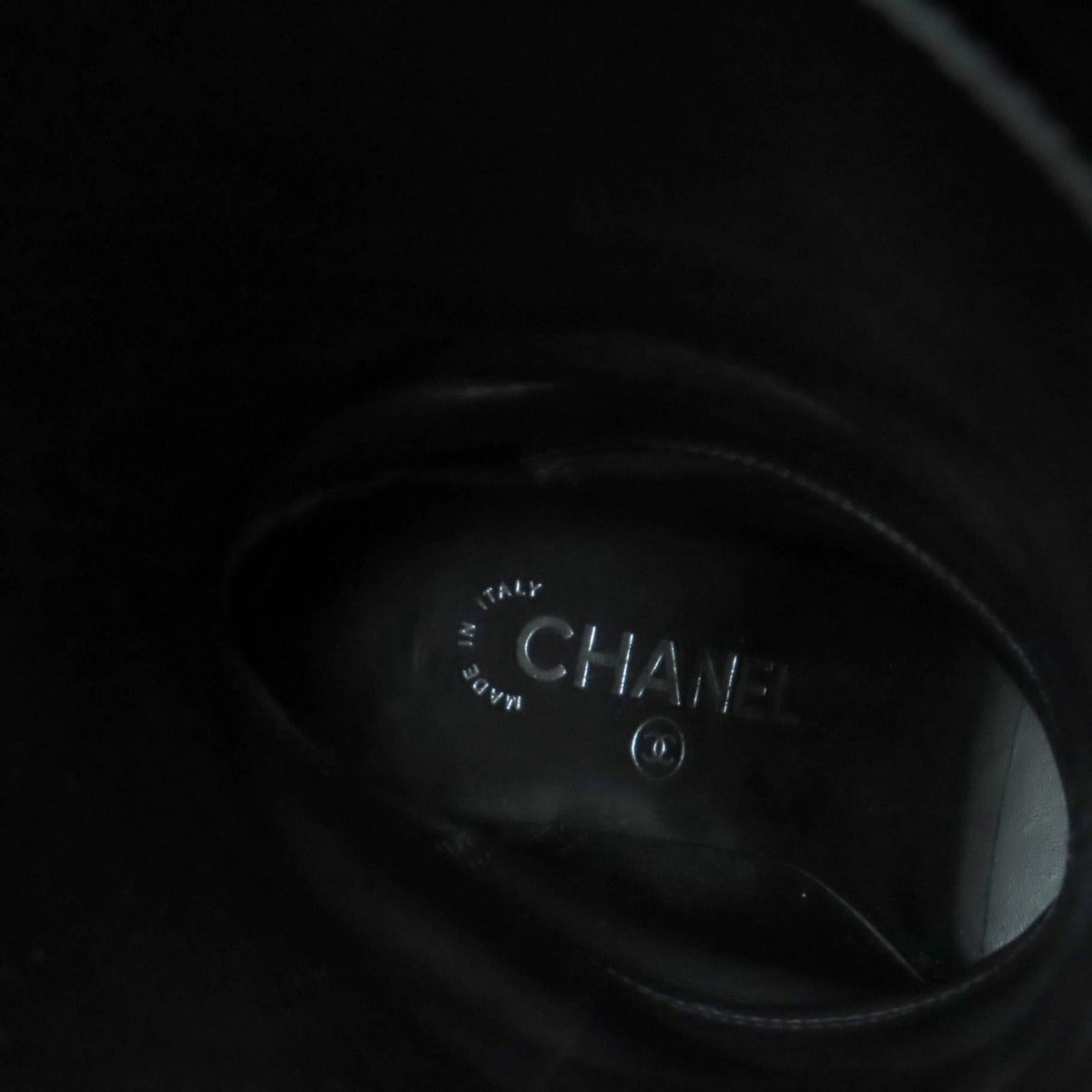Chanel CC Logo Chain Decoration Chunky Heel Leather Long Boots Black — view 10