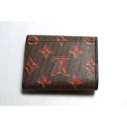 Louis Vuitton Monogram LV Pop Portefeuille Zoe Leather Trifold Wallet — view 2