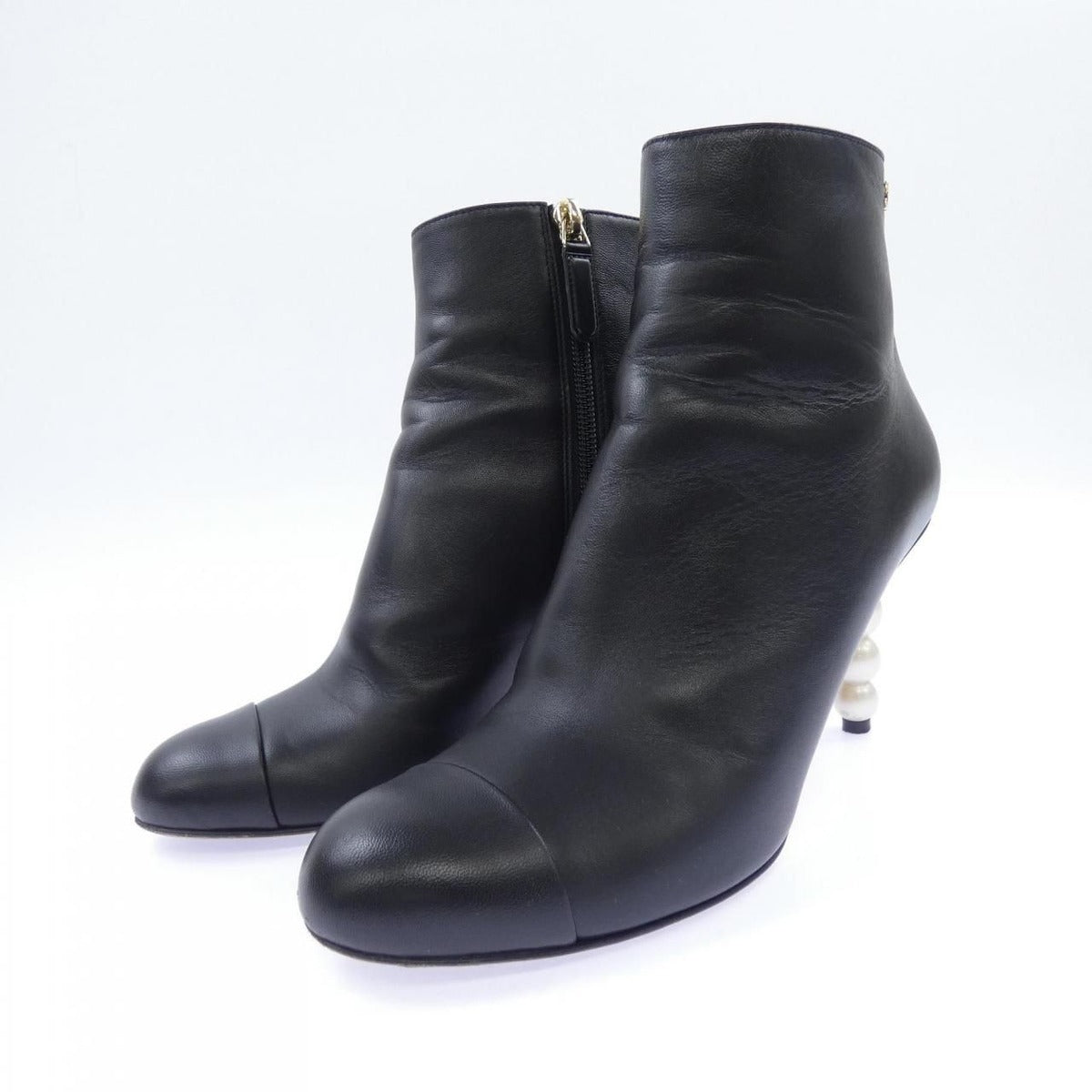 Chanel Boots Lambskin Black — view 3
