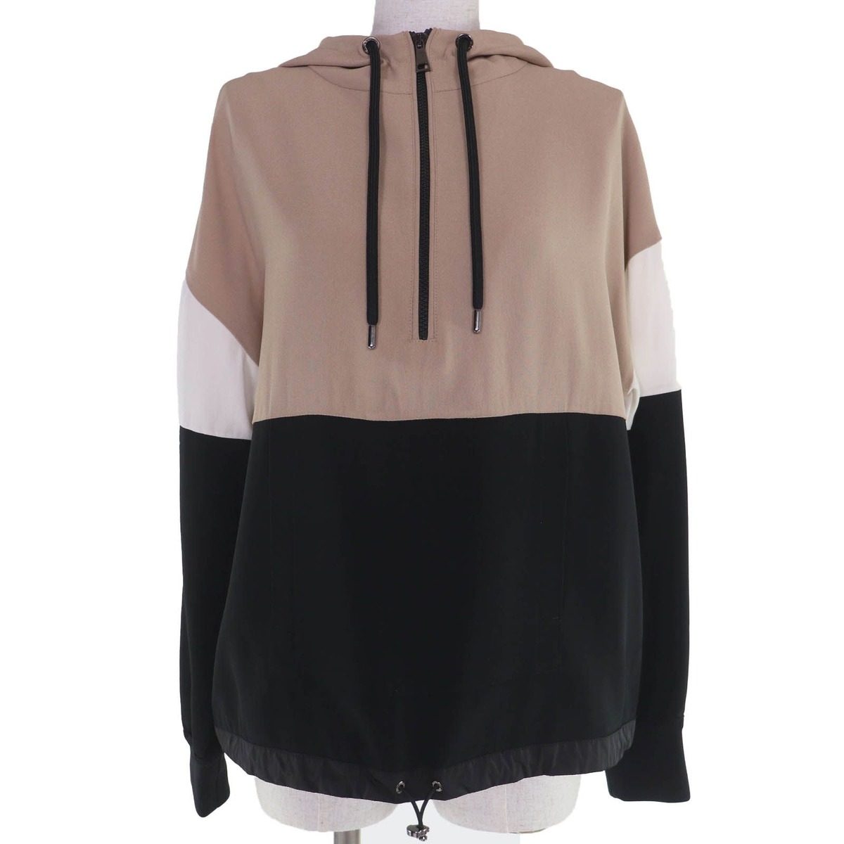 Moncler Camicia Logo Patch with Hood Hoodie Beige Black White 38