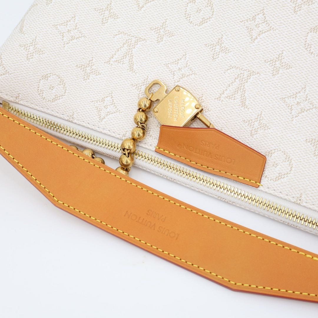 Louis Vuitton Bobo Trunk — view 3