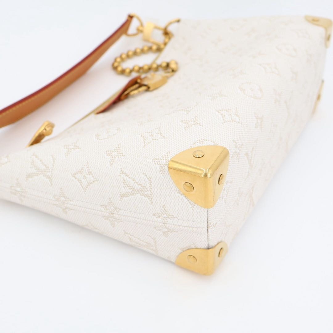 Louis Vuitton Bobo Trunk — view 9