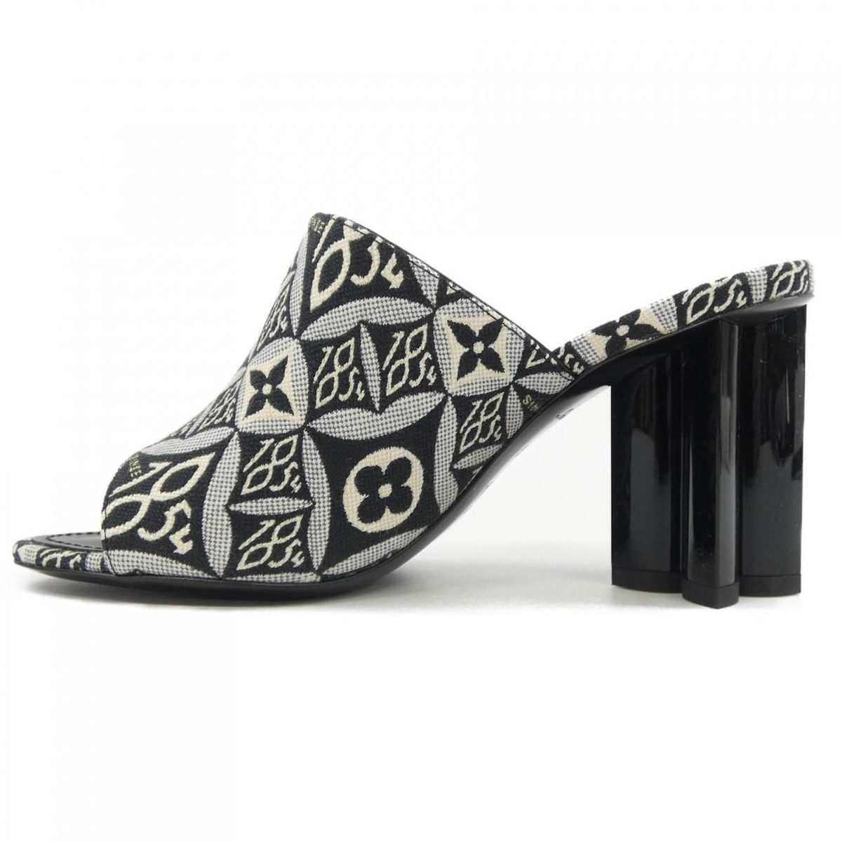Louis Vuitton Silhouette Line Sandals — view 2
