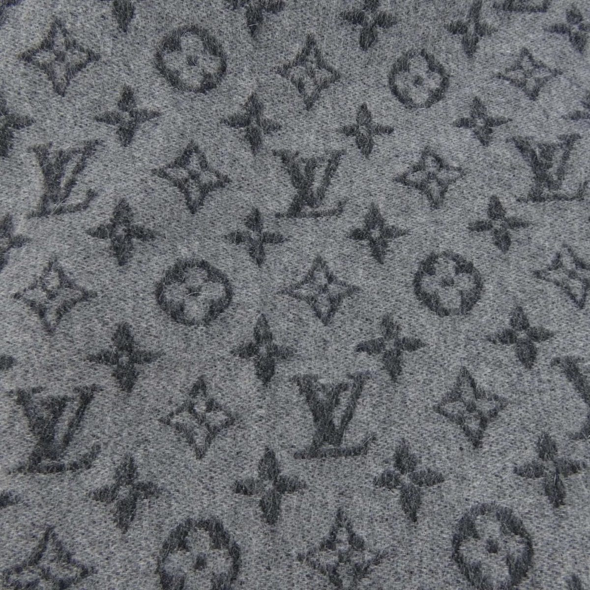 Louis Vuitton Monogram Gradient Scarf — view 4