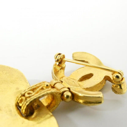 Chanel Vintage Brooch Gold — view 3