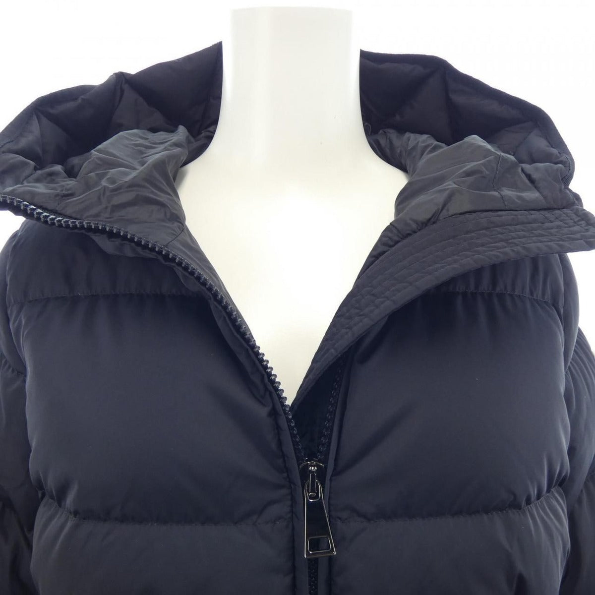 Moncler Avoce Down Jacket — view 5
