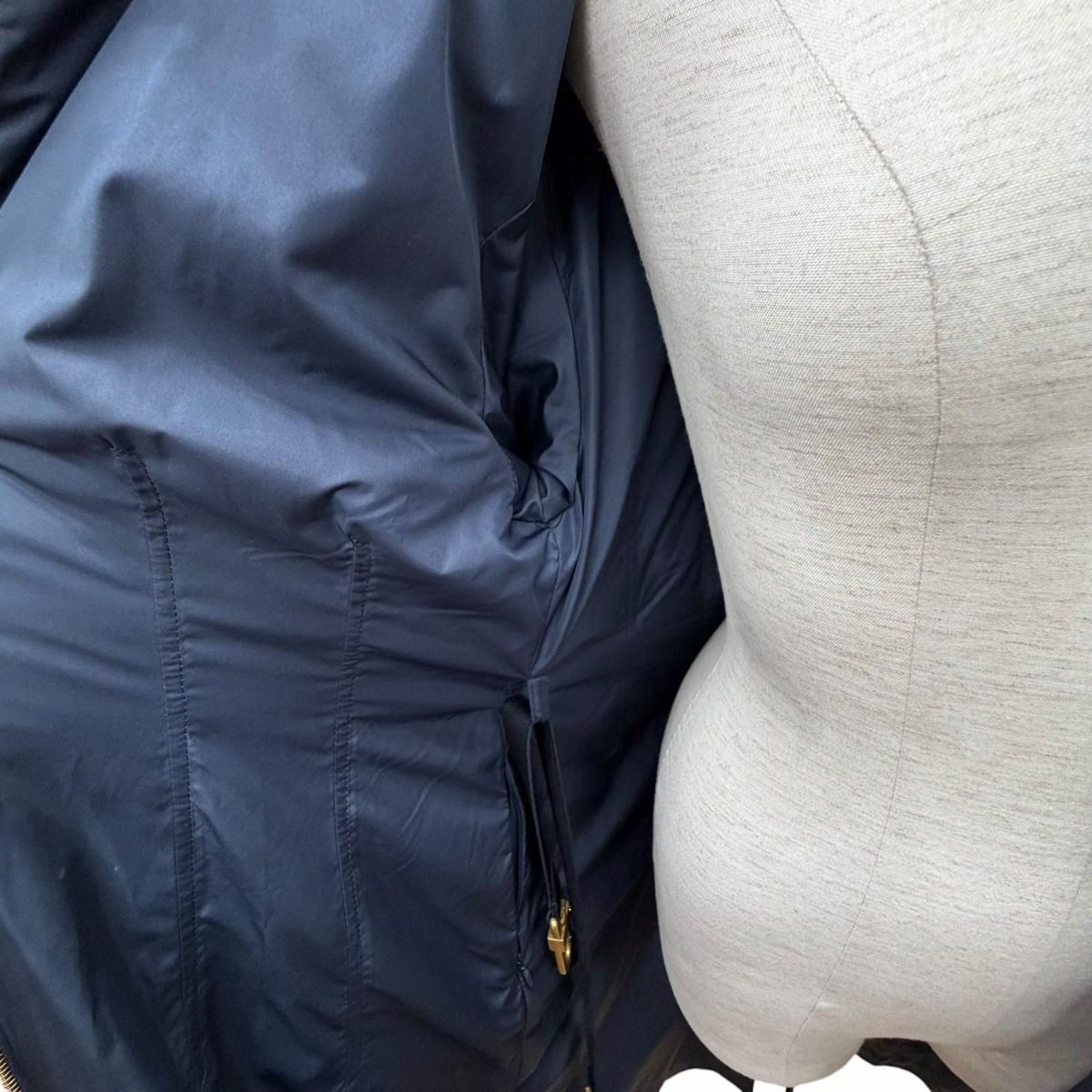 Moncler Evettes Reversible Logo Patch Boa Hooded Belt Down Jacket Coat Navy 0 — view 7
