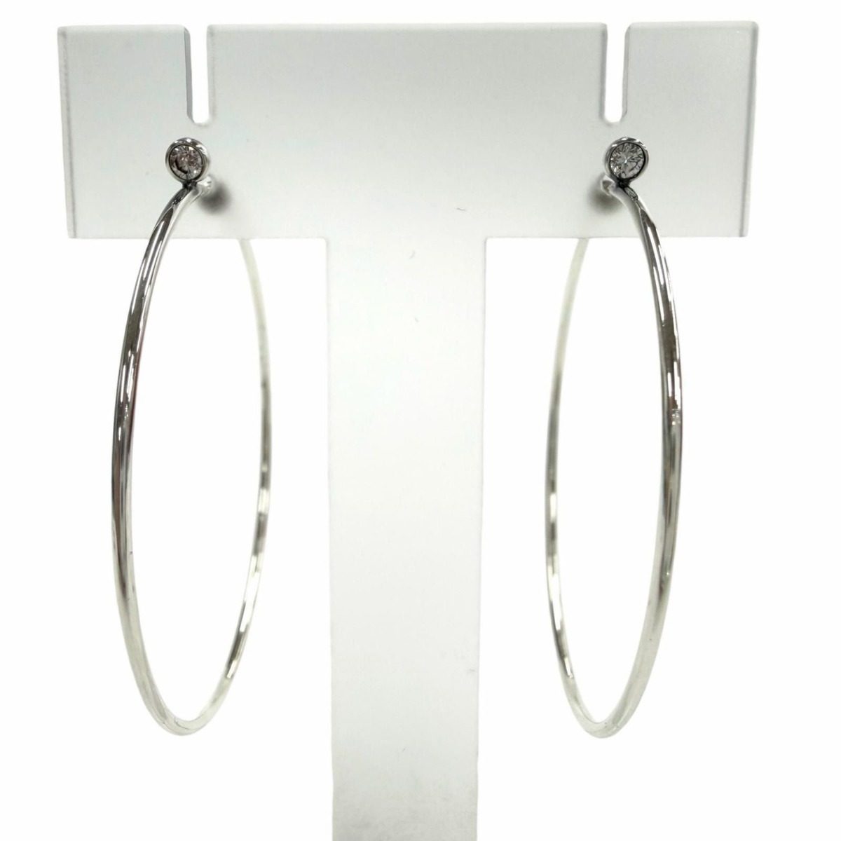 Tiffany & Co Elsa Peretti Diamond Hoop Worn by Mirei Kiritani Frame Diameter