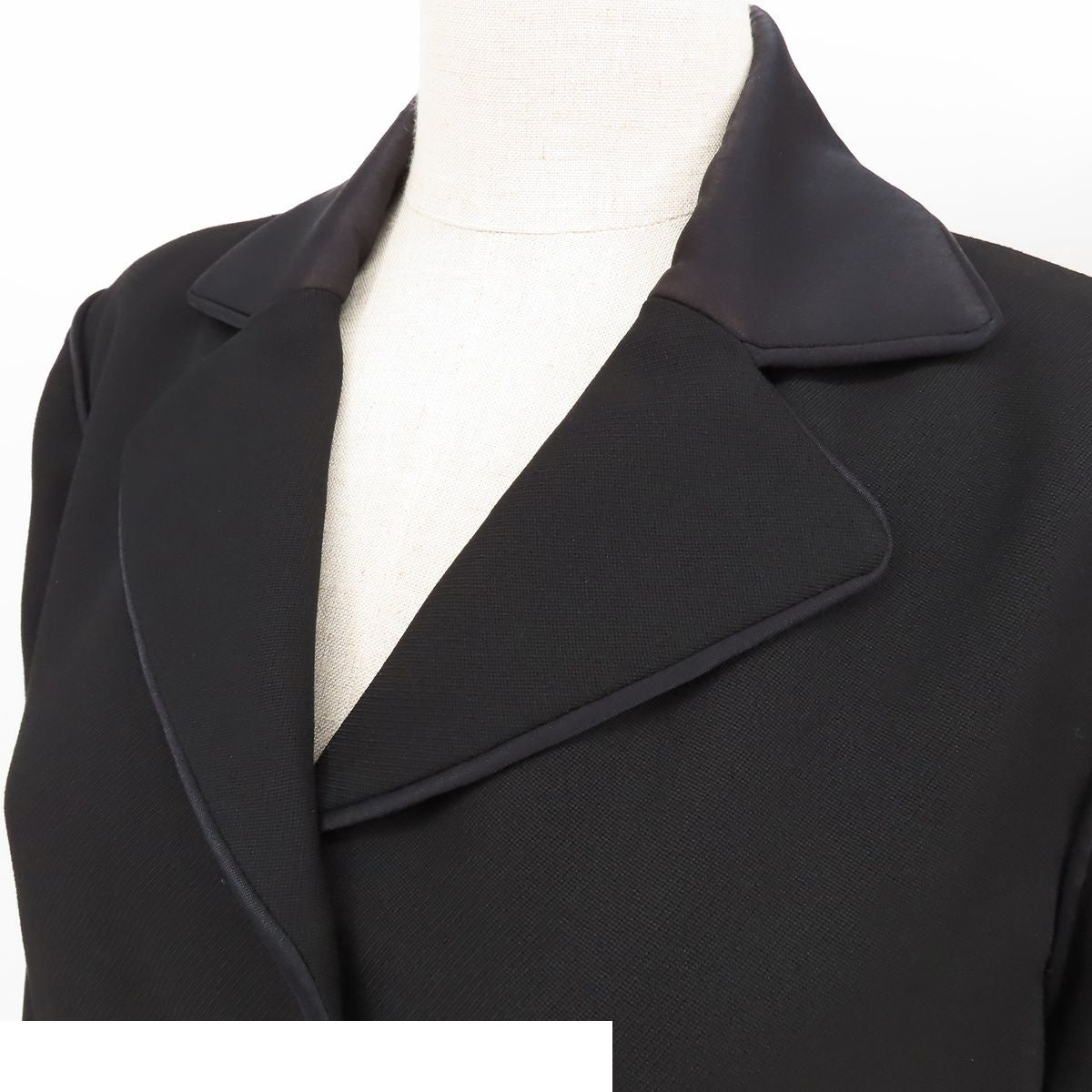 Chanel Jacket Black Wool Crown Button with Shoulder Pad 08A Top 40 — view 4
