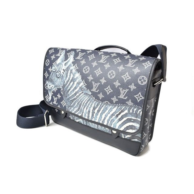 Louis Vuitton Shoulder Bag Messenger GM Chapman Brothers — view 3