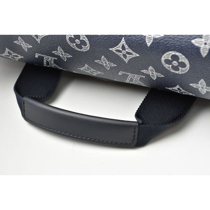 Louis Vuitton Shoulder Bag Messenger GM Chapman Brothers — view 8