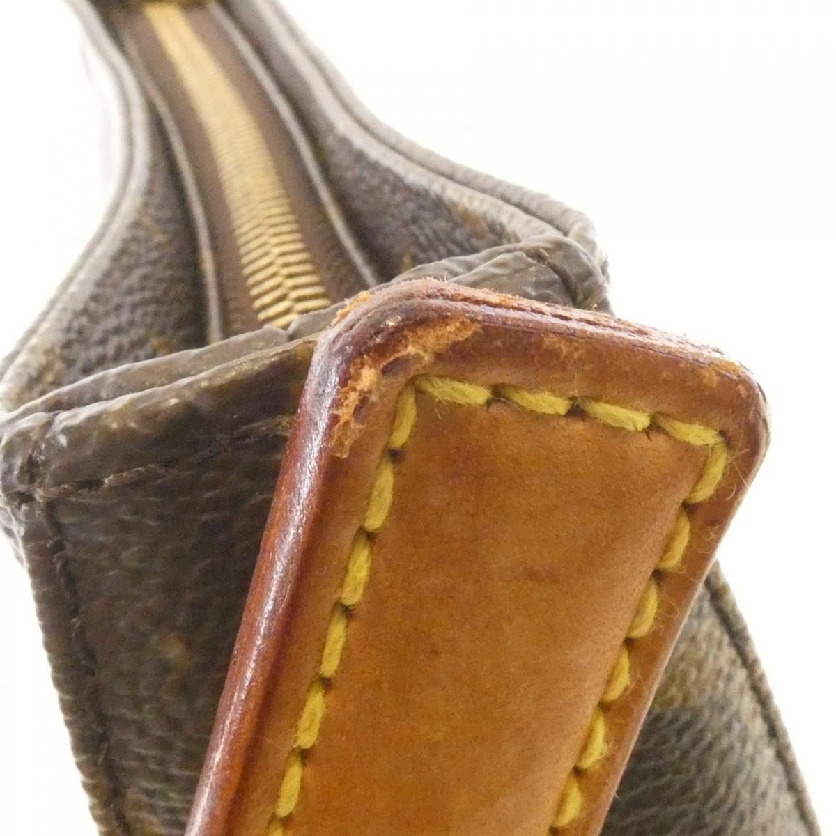 Louis Vuitton Monogram Looping MM Shoulder Bag — view 6