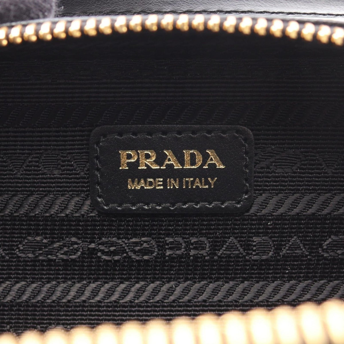 Prada Shoulder Bag Saffiano Triangle Mini Pouch Black — view 4