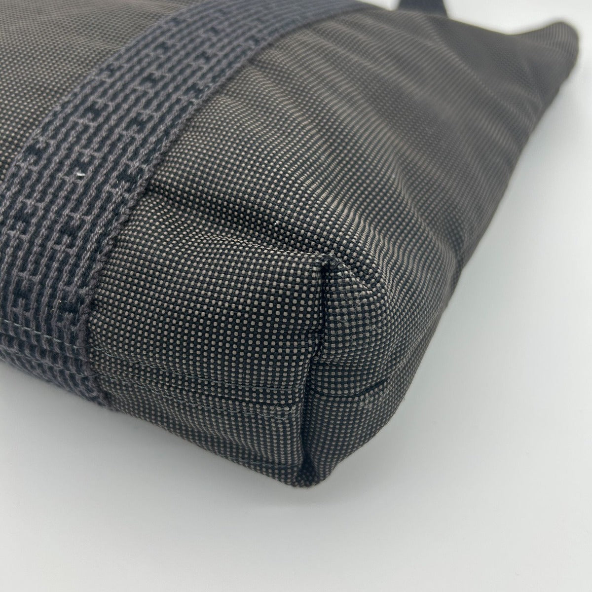 Hermes Her Tote Gray — view 9