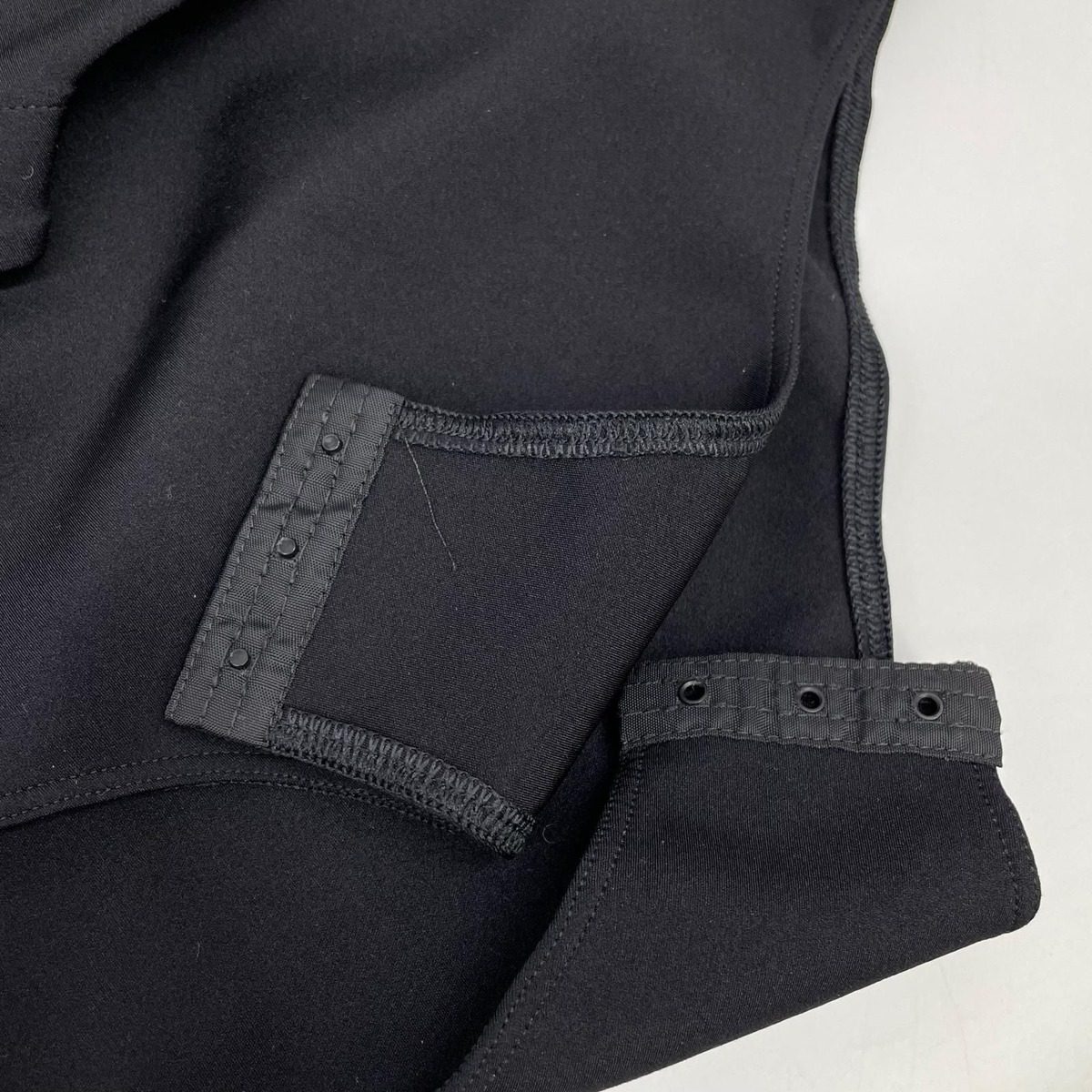 Louis Vuitton Waist Cut Off Bodice 34 Hat — view 9