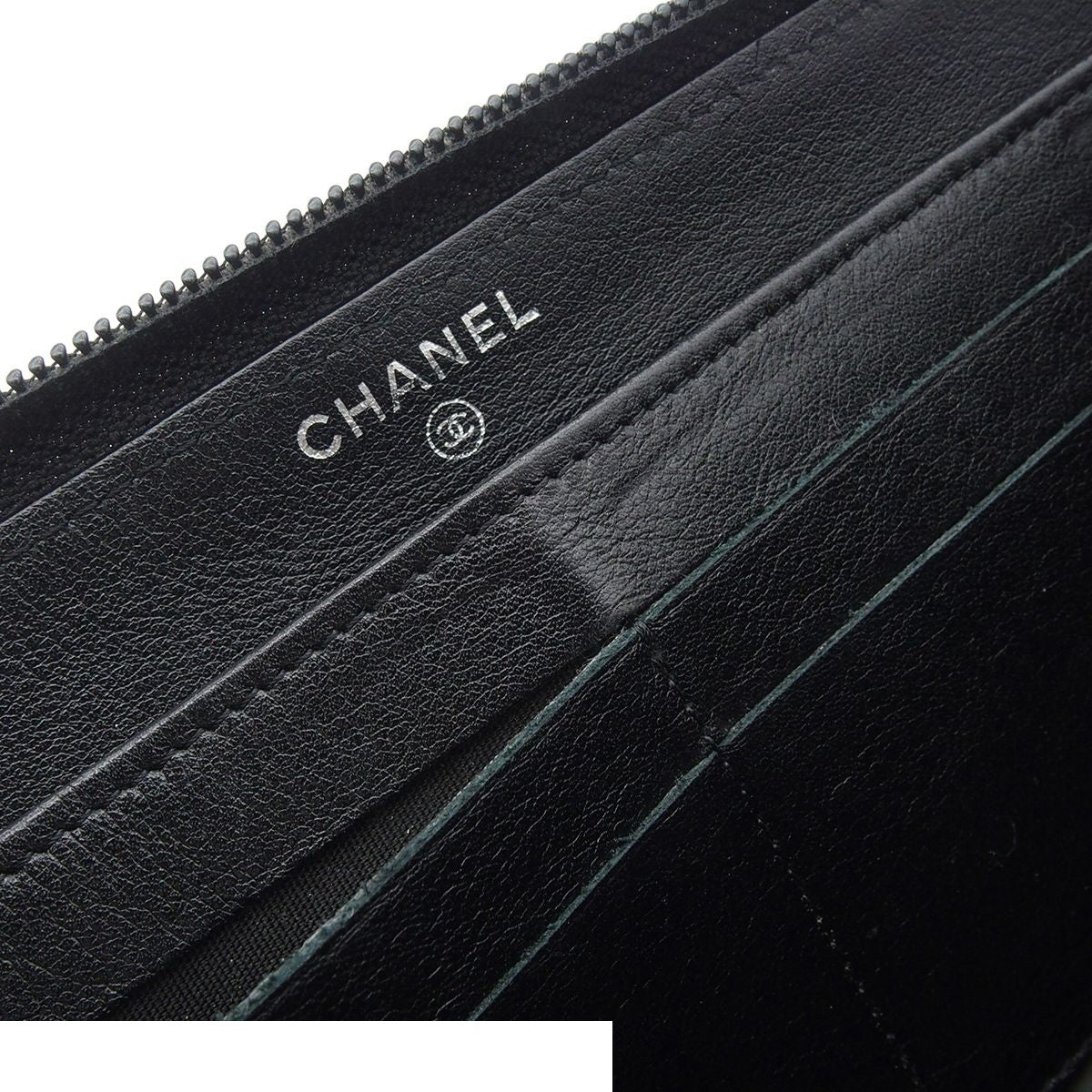 Chanel Wallet CC Logo Zip Around Black Silver Caviar Leather — view 5
