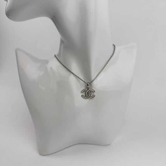 Chanel CC Logo Necklace Vintage