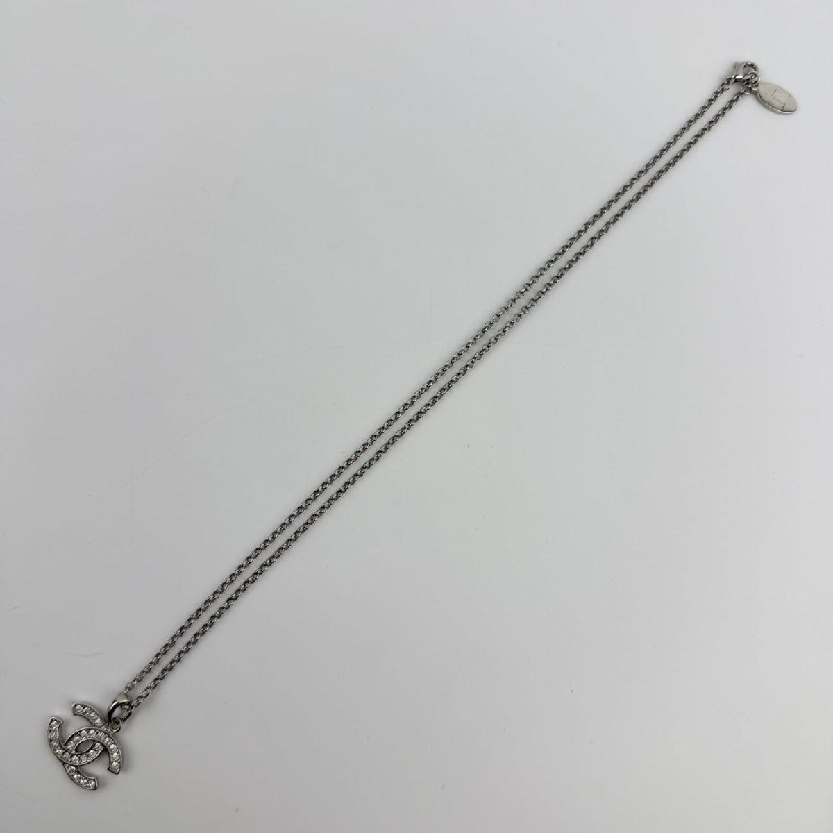 Chanel CC Logo Necklace Vintage — view 3