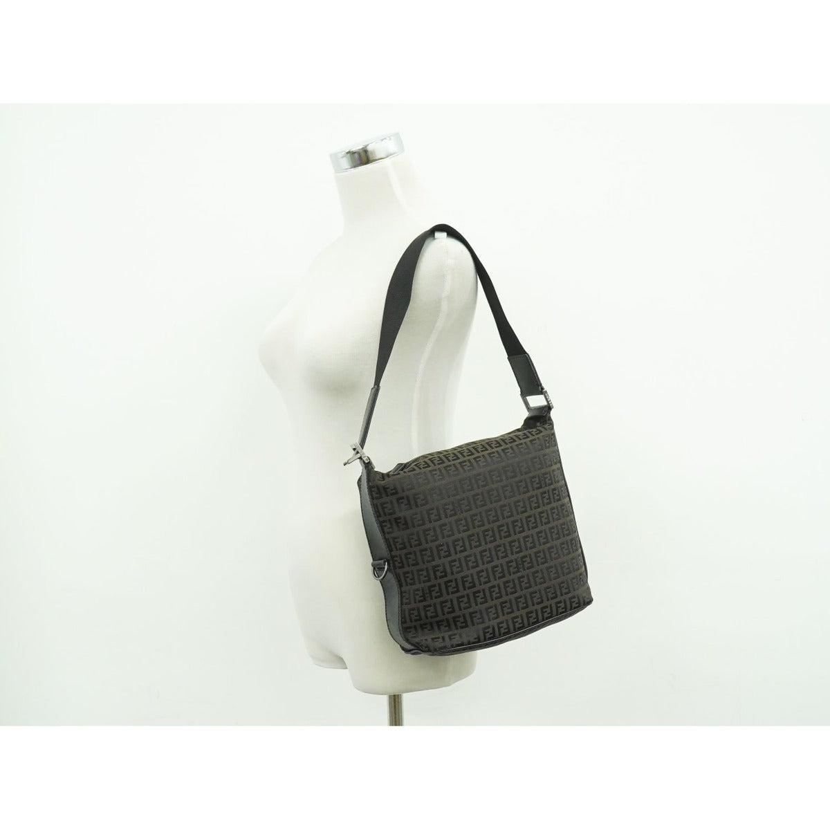 Fendi Zucchino Shoulder Bag Canvas Brown — view 7