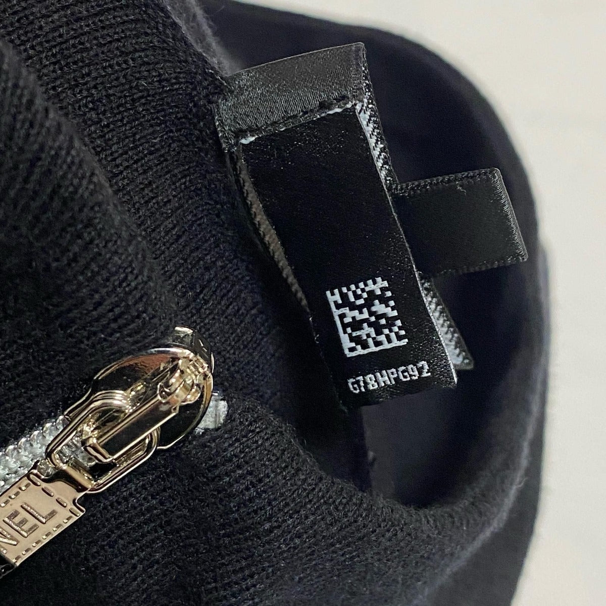 Chanel CC Logo Button Dress Cashmere 36 — view 7