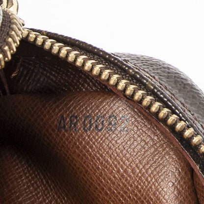 Louis Vuitton Amazon Brown Monogram Canvas Messenger Bag — view 10