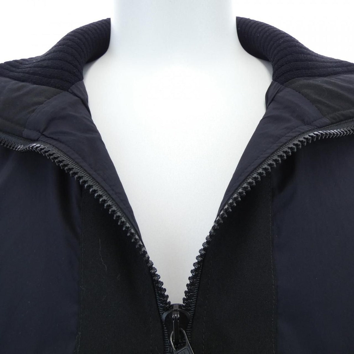 Moncler Jacket Black — view 6