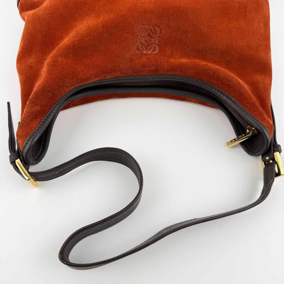 Loewe Anagram Shoulder Bag Red Black Suede Leather Vintage — view 15
