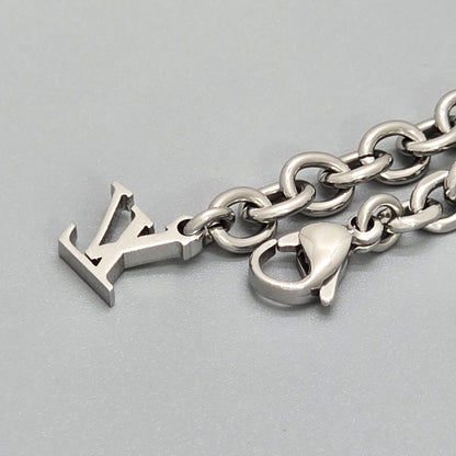 Louis Vuitton Bracelet Monogram Gold 18 23 cm Pattern — view 7