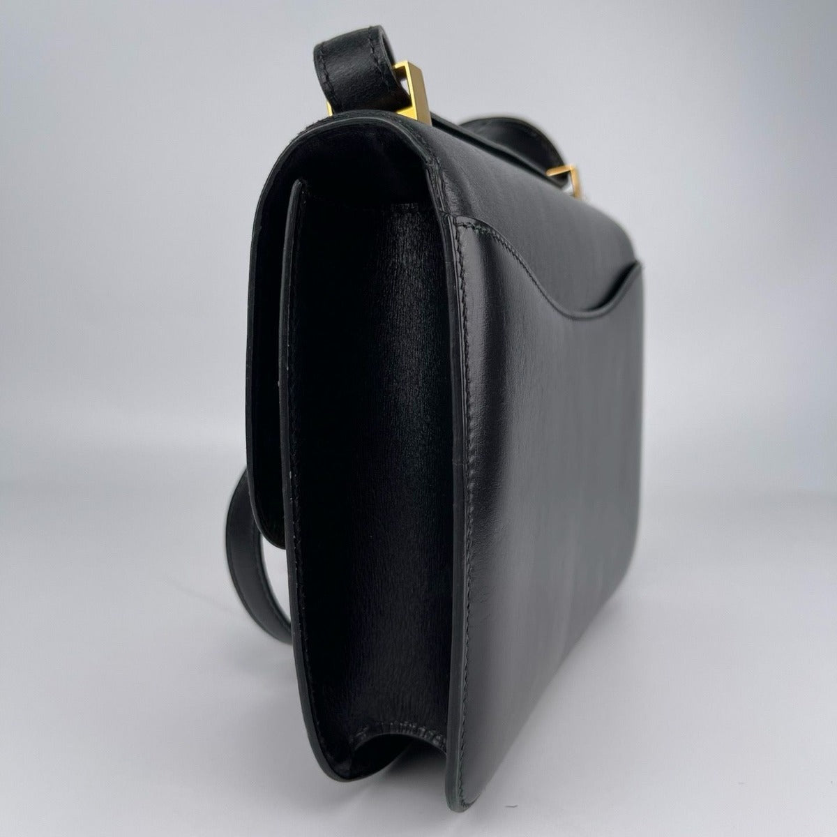 Hermes Constance 23 Shoulder Back Calf Cowhide Box Black Bag — view 4