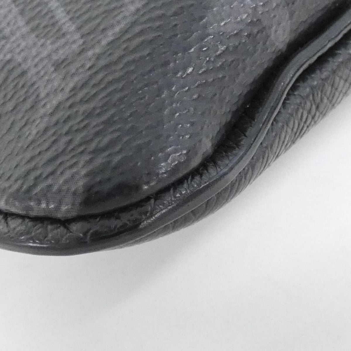 Louis Vuitton Taiga Llama Flap Shoulder Bag — view 3