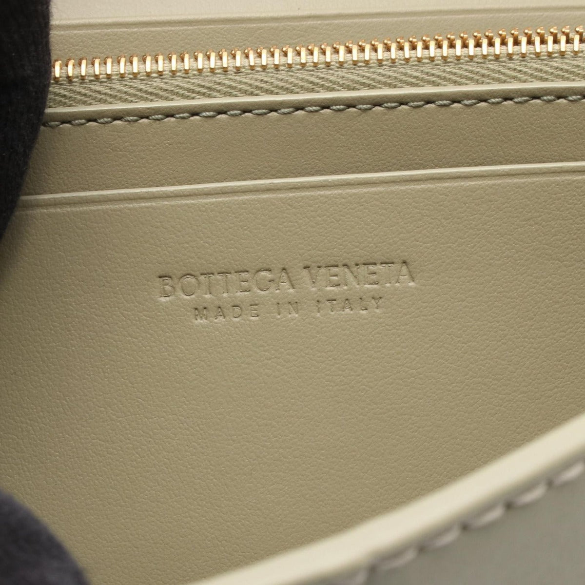 Bottega Veneta Bifold Wallet Stitch Cassette Intrecciato Light Khaki — view 4