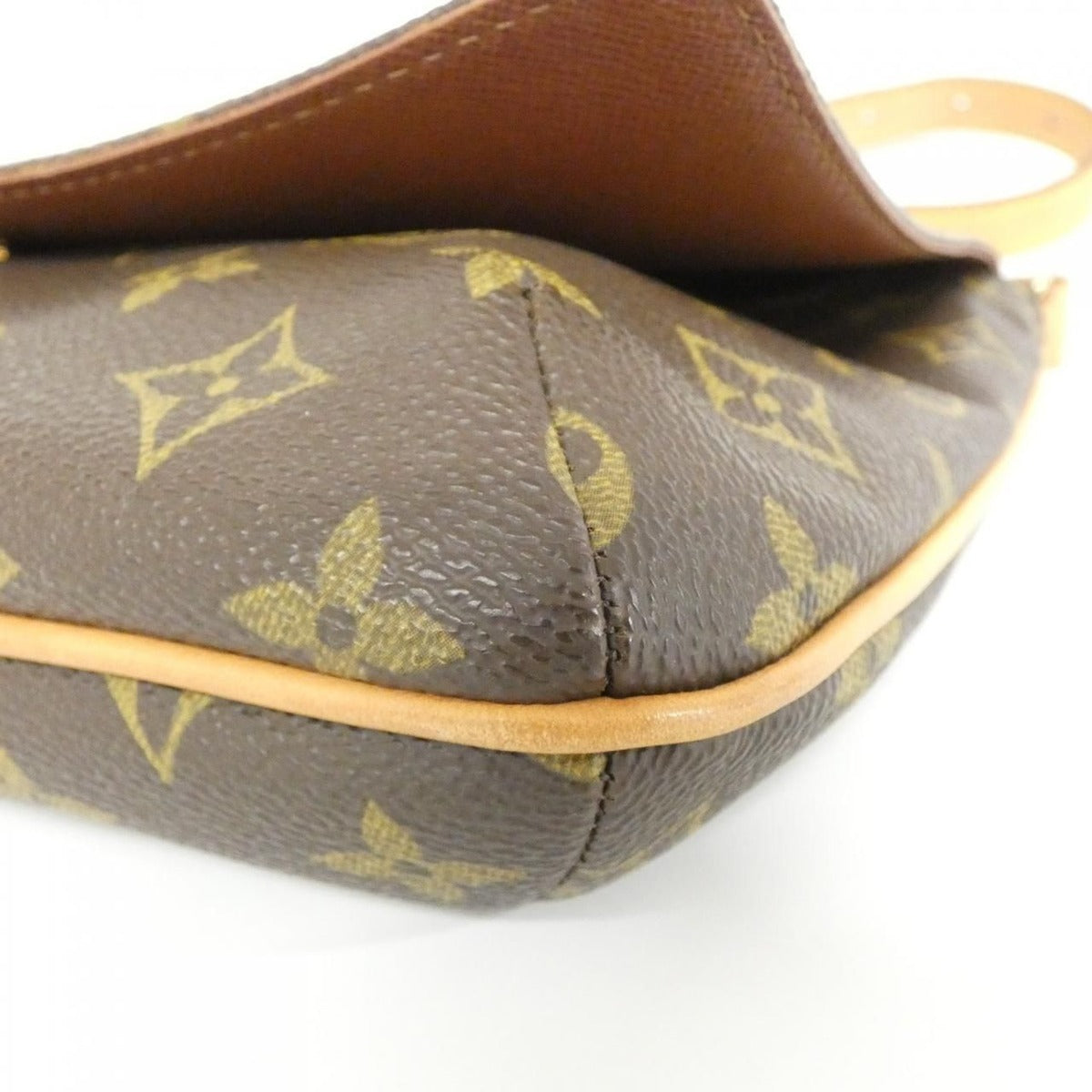 Louis Vuitton Monogram Musette Tango Shoulder Bag — view 3