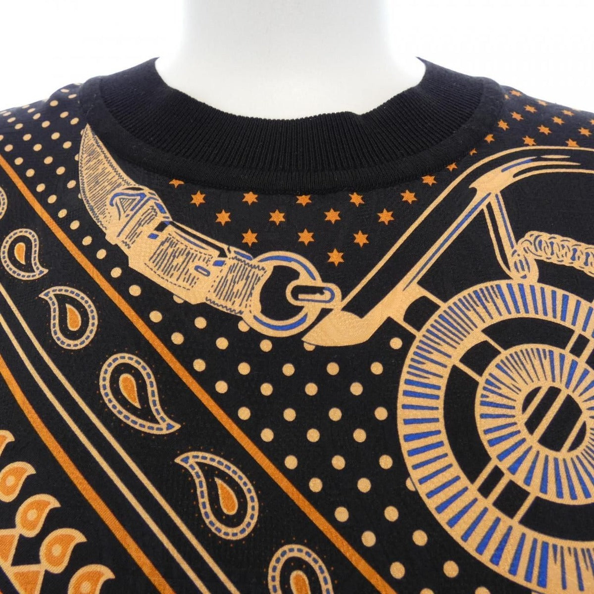 Hermes Eperon D'Or Bandana Twill Lane Knit Top Black Orange — view 6